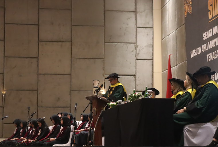 Wisuda Angkatan XI Akademi Farmasi Bumi Siliwangi